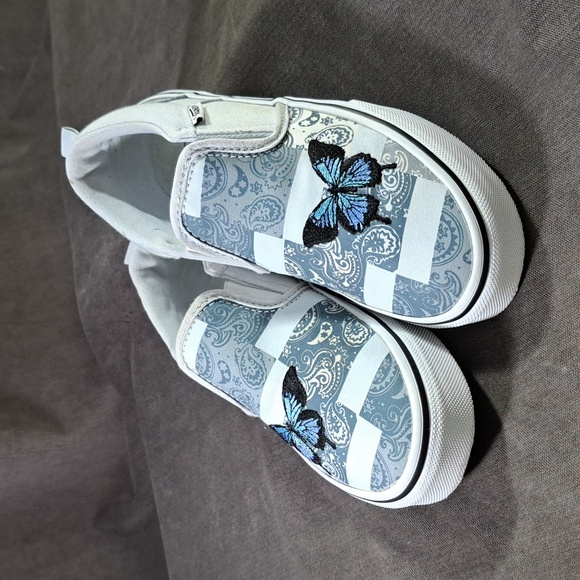 Vans Shoes - Vans Asher Blue Paisley Embroidered Butterfly Slip Sneakers G US J3.5 W5